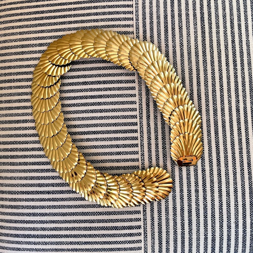Vintage Gold Shell Belt